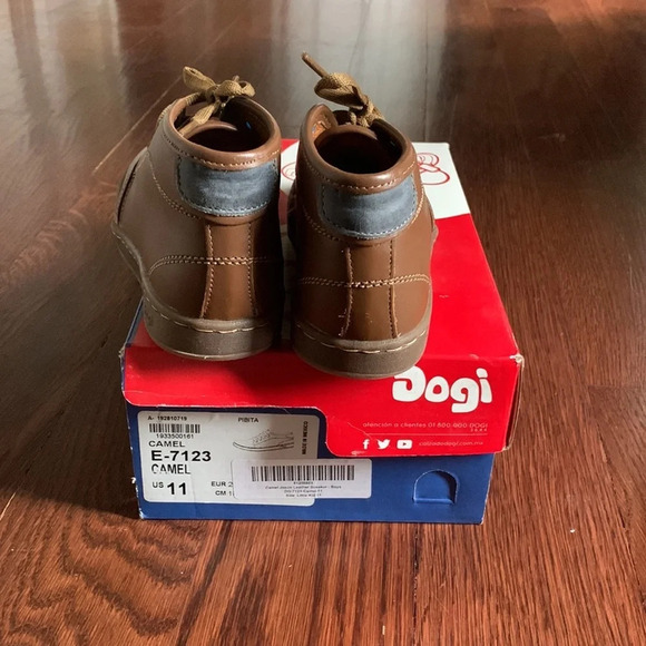 Dogi brown leather boys dress boots camel size 11 EUC - Picture 2 of 6